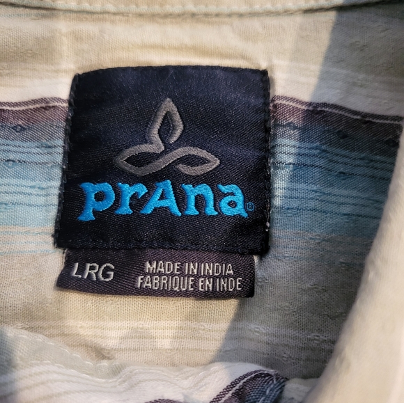 Prana Short-sleeved button-up shirt, size large - Picture 4 of 4